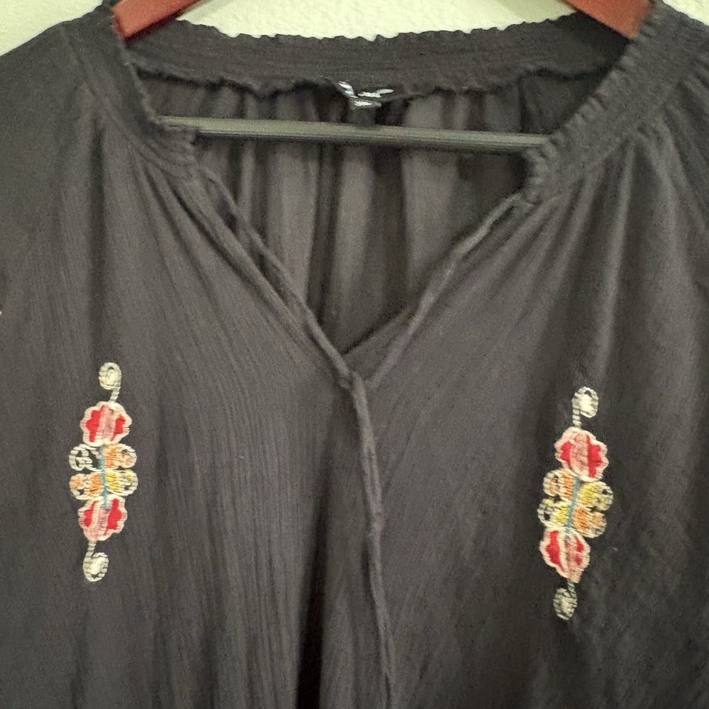 Tolani XL Black 100% Cotton Embroidered Boho Tunic Peasant Blouse Floral Top - Picture 6 of 16